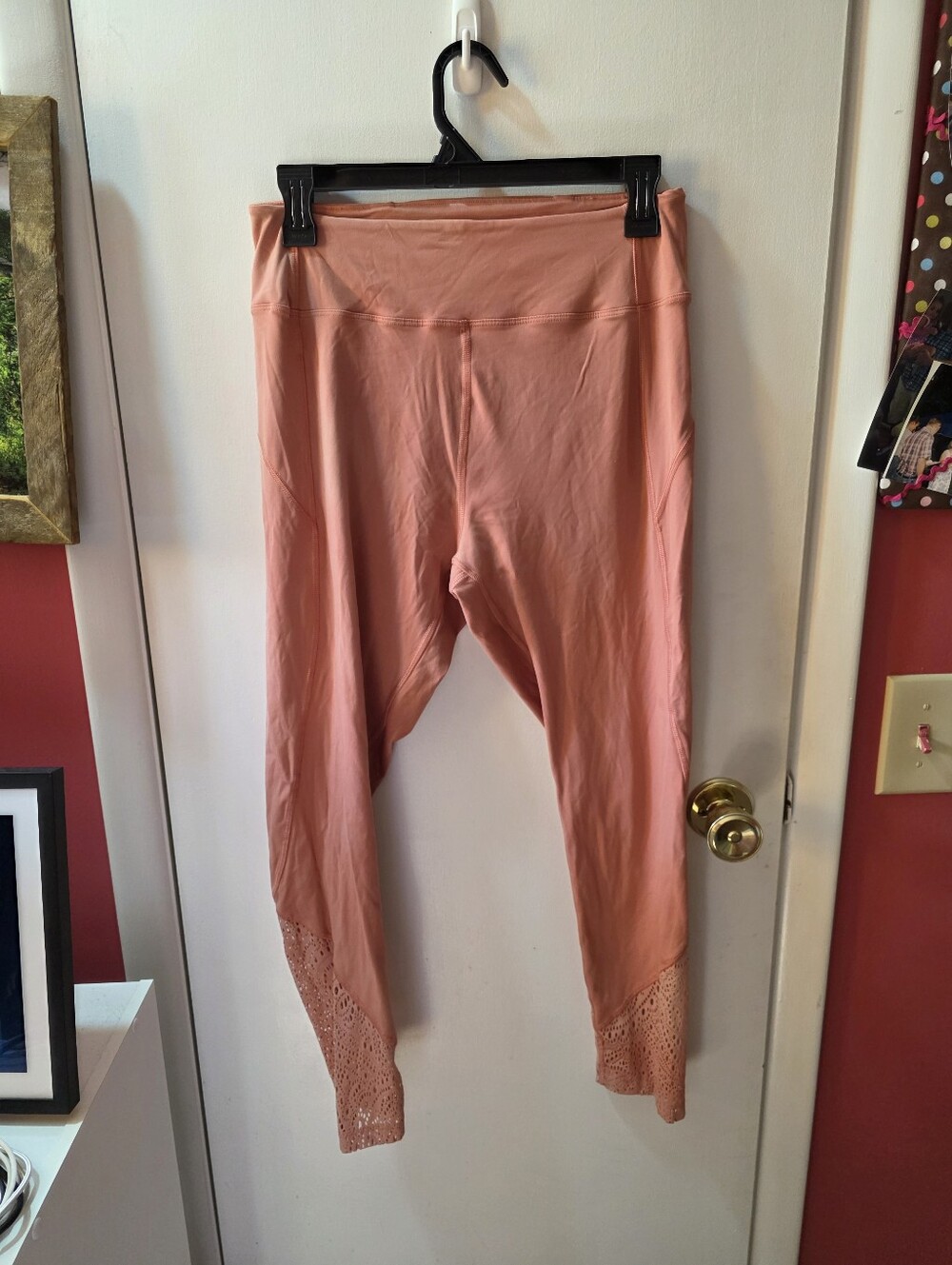 PINK Victoria's Secret Sport Light Pink Leggings Large